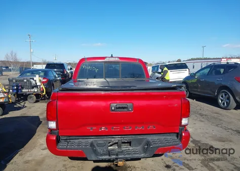 2016 Toyota Tacoma Sr z USA, uszkodzony, nr VIN 5TFAX5GN1GX065553